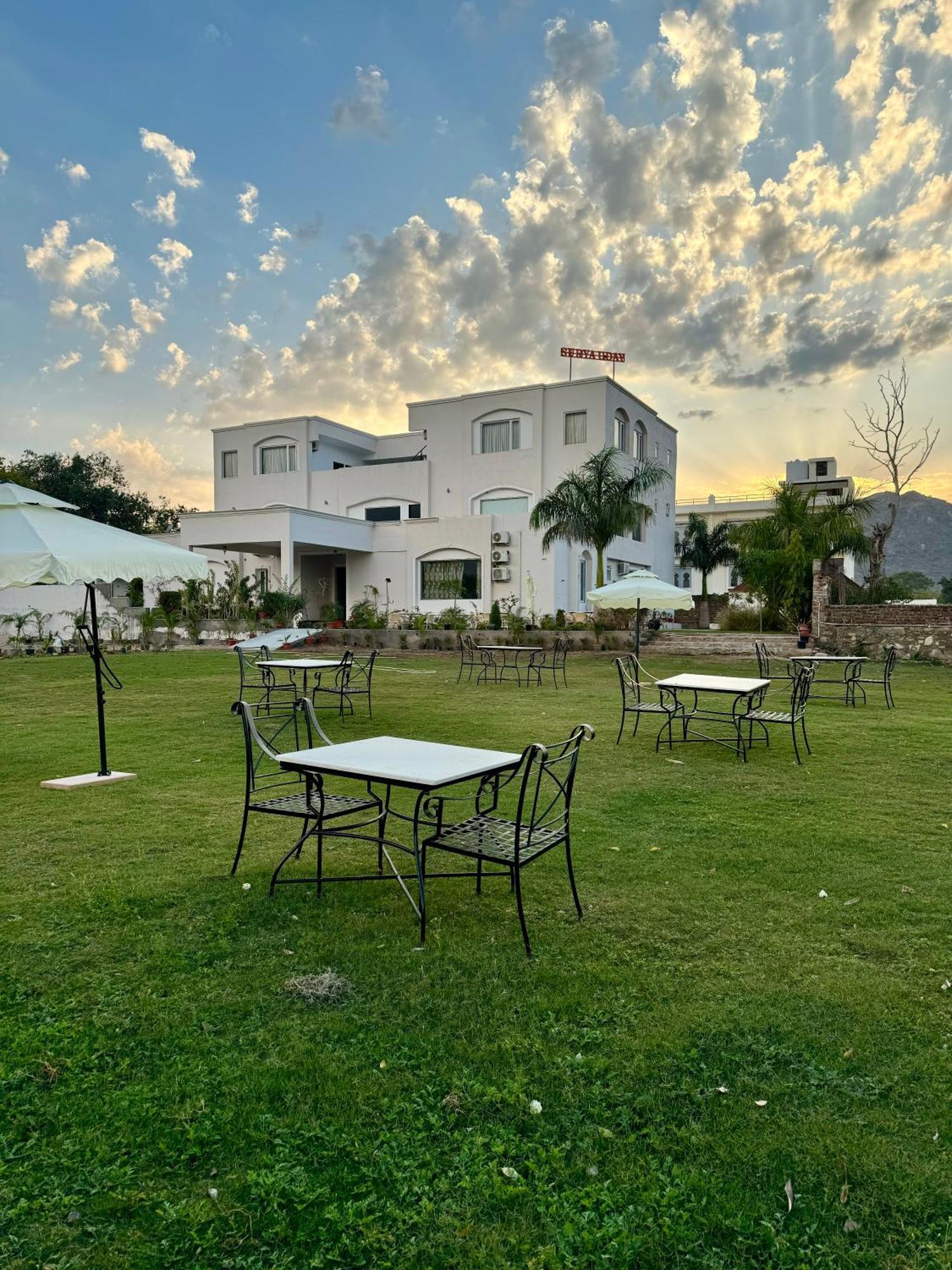 אודייפור Surya Uday Villa מראה חיצוני תמונה